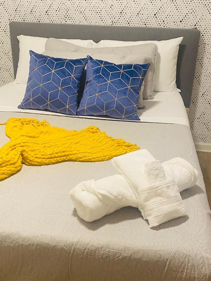 Cozy Condo, Minutes From Broadwy, Sleeps 5 แนชวิลล์ ภายนอก รูปภาพ